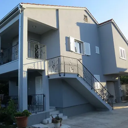 Apartment Grey House Zadar