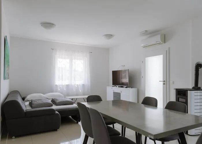 Grey House * Задар