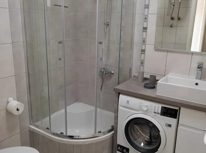 Grey House Апартаменти *