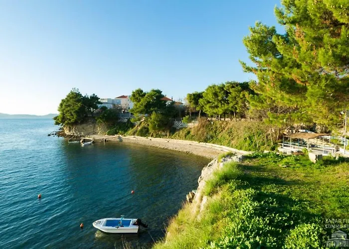 Апартаменти Grey House Задар